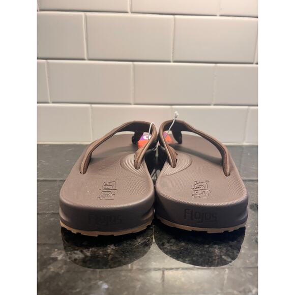 NWT Flojos Men's Slip-On Flip Flop Sandals Everyday Comfort Summer Brown Size 10 - Picture 7 of 10